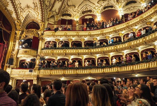 L'opéra en streaming : l'avenir de la diffusion lyrique ?